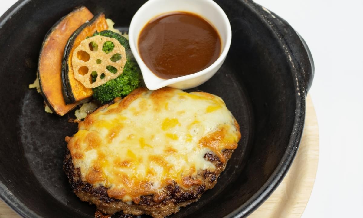 チーズハンバーグ